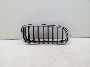 Front grille - 7405836