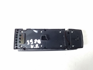 Mercedes Benz C-Class 204 (2007–2014) Front door glass switch A2128208310 - 2