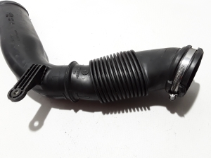  Air intake hose 