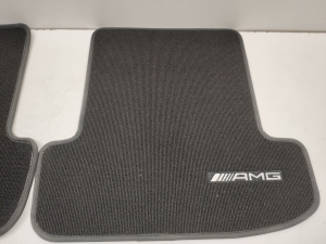  Interior mats 