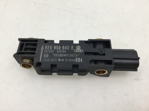 Airbag sensor - 8E0959643B