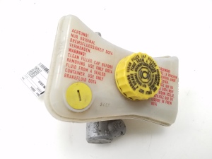   Brake master cylinder  -  