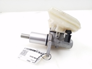 AUDI A4 B7 (2004–2008) Brake master cylinder - 2