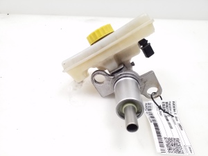 AUDI A4 B7 (2004–2008) Brake master cylinder - 3
