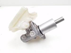 AUDI A4 B7 (2004–2008) Brake master cylinder - 5