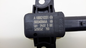 Mercedes Benz B-Class 246 (2011–2017) Airbagsensor A1668210351 - 3