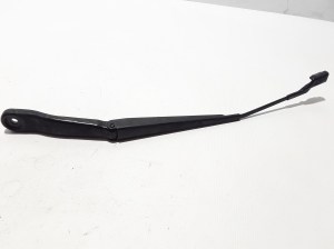   Windshield wiper blade 