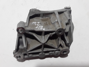  Engine holder 