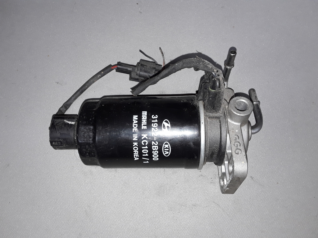Used Hyundai i40 Fuel filter housing 319222B900