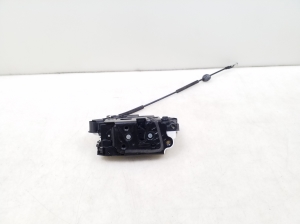Volkswagen Tiguan (2007–2016) Rear side door lock 5N0839016G - 4