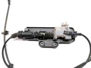 Tesla Model S S (2012–2026) Hood latch 1061816-00-D - 2