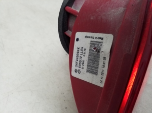 Volkswagen Passat B7 (2010–2014) Tagatuli tagaluugil 3AF945094K - 2