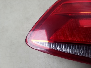 Volkswagen Passat B7 (2010–2014) Tagatuli tagaluugil 3AF945094K - 4