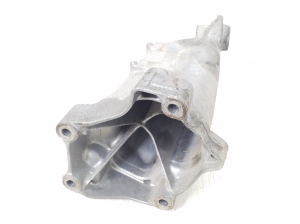 Mercedes Benz E-Class W212 (2009–2015) Motorhalter A6512233504 - 4