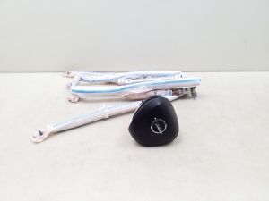 Opel Astra K (2015–2021) Turvapadjad ja nende osad - 7
