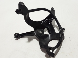   Support de réservoir de liquide de refroidissement  - 4K0121409D 