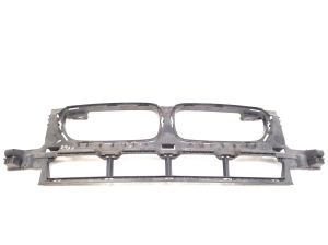  Front bumper inner frame 