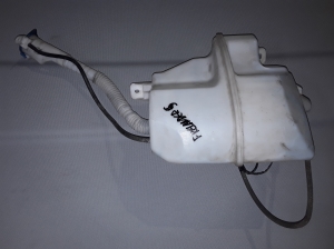Land Rover Freelander (2006–2014) Scheibenwaschbehälter vorne 6H5217C627CB - 2