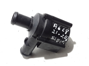AUDI A6 C8 (2018–2025) Tsirkulatsioonipump 06H121601N - 3