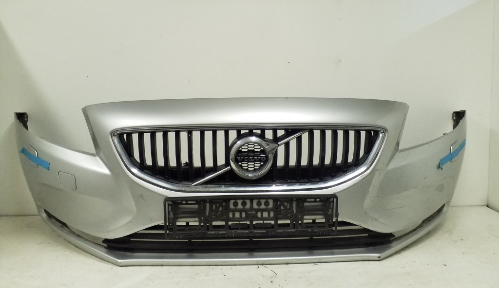 VOLVO V40 2 generation (2012-2020) Front Bumper 31283732 24987871