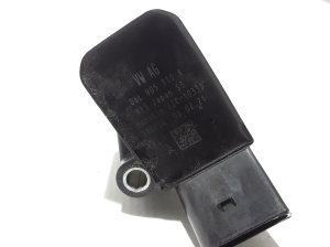  Ignition coil 