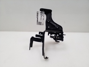 AUDI A4 B7 (2004–2008) ABS unit bracket 8E0614119AK - 2