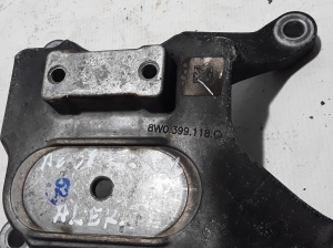 AUDI A6 C8 (2018–2025) Support de boîte de vitesses 8W0399118Q - 3