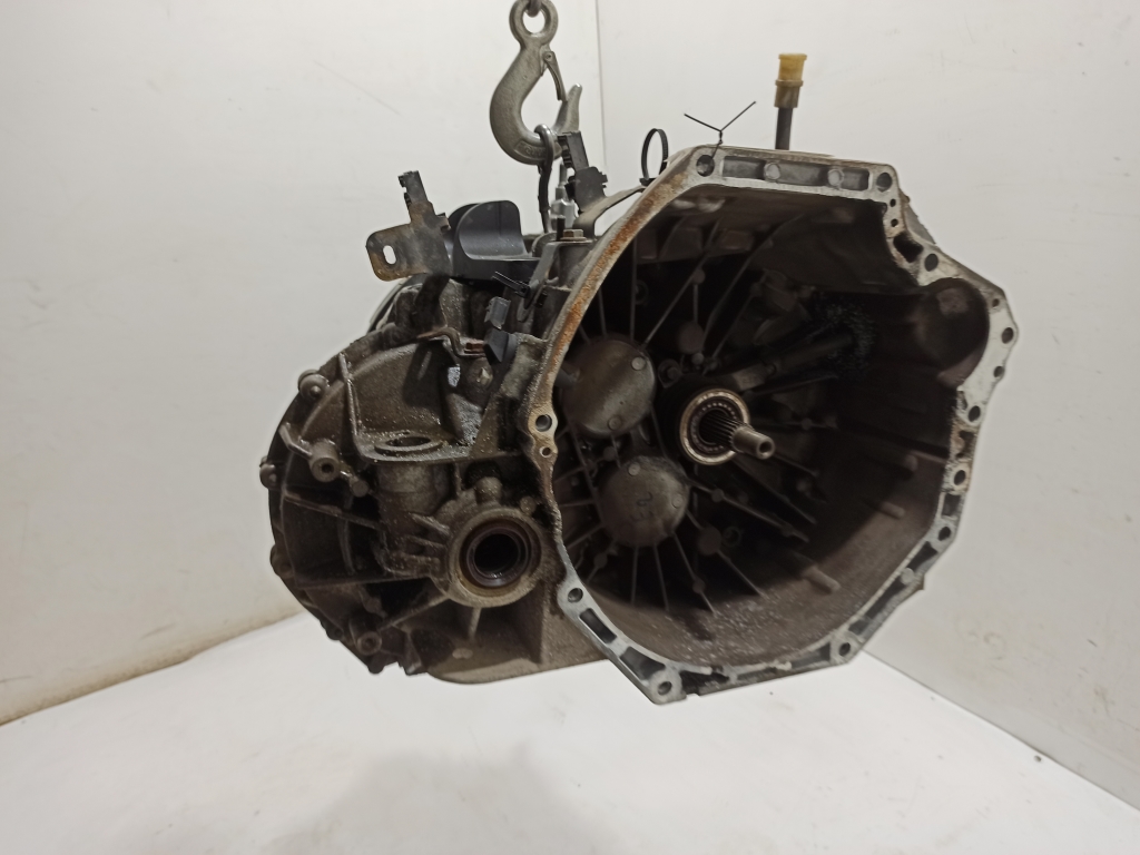 RENAULT Trafic 3 generation (2014-2023) Gearbox PF6050 21619342