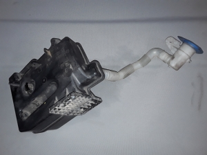 Skoda Octavia II (2004–2013) Front washer fluid reservoir 1K0955453Q - 3