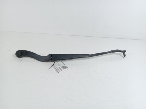   Windshield wiper blade 