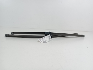   Windshield wiper blades 