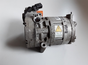  Air conditioner compressor 