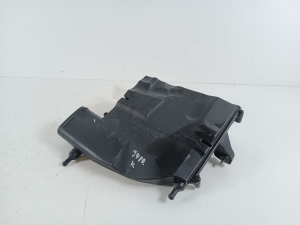 Mercedes Benz C-Class 204 (2007–2014) Luftfiltergehäuse A6420901901 - 3
