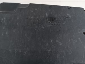 Mercedes Benz C-Class 204 (2007–2014) Luftfiltergehäuse A6420901601 - 4