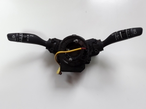 Slēdzis un tā detaļas - 93403D7962