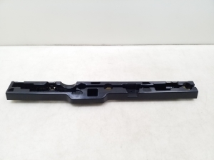Exterior sill trim bracket - 7387346