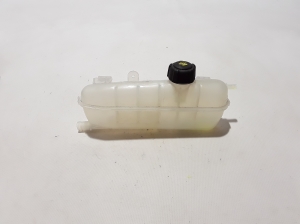 Réservoir de liquide de refroidissement - 217101652R