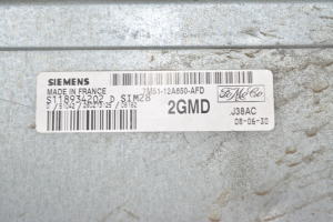 Ford Focus (2004–2011) Engine control unit 7M5112A650AFD - 2