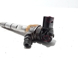  Fuel injector 