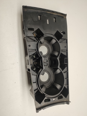 Mercedes Benz ML-Class 164 (2005–2011) Cup holder A1646800714 - 4