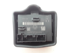  Rear side door control unit 