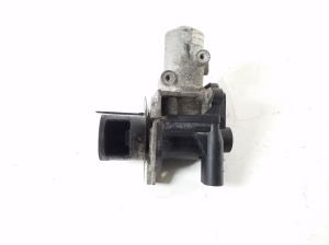  EGR valve 