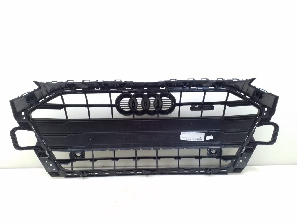 AUDI A4 B9/8W (2015-2024) Priekšējā bampera augšējā reste 8W0853651DB 24988612