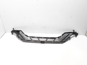 Priekšējā bampera apakšējā reste - 9823209880