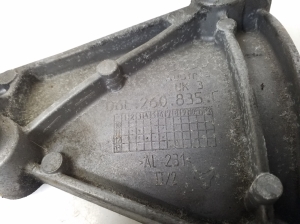 AUDI S5 8T3 (2007–2016) A/C compressor bracket 06E260835C - 2