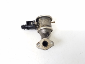 AUDI S5 8T3 (2007–2016) EGR valve 06E131101E - 2
