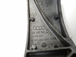 AUDI S5 8T3 (2007–2016) Alternator bracket 06E903143D - 3
