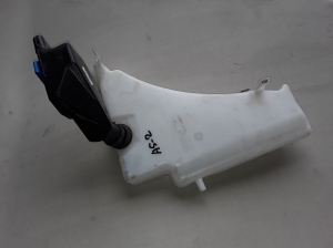 AUDI A5 (2007–2016) Scheibenwaschbehälter vorne 8T0955453B - 2