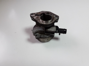  Vaakumpump  - 146505272R 