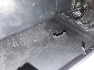 AUDI Q3 8U (2011–2018) Salona konsoles cita detaļa 8U0864376A - 3